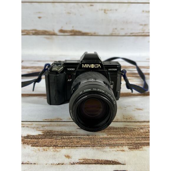 Minolta Maxxum 7000 w/ AF Zoom Lens 70-210mm f/4.5-5.6 Used Tested - Picture 1 of 4